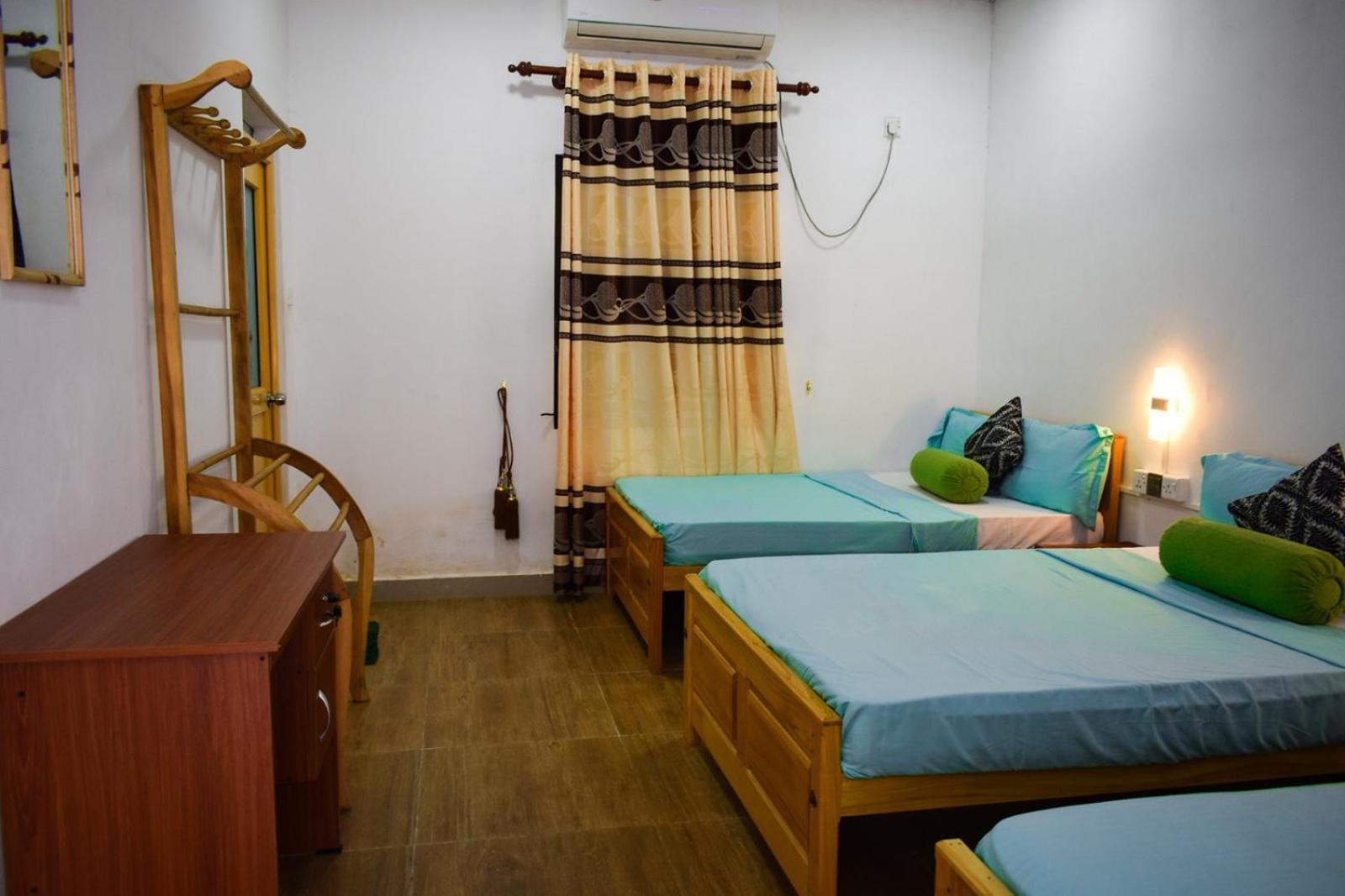 White Villa Hotel Trincomalee Exterior photo